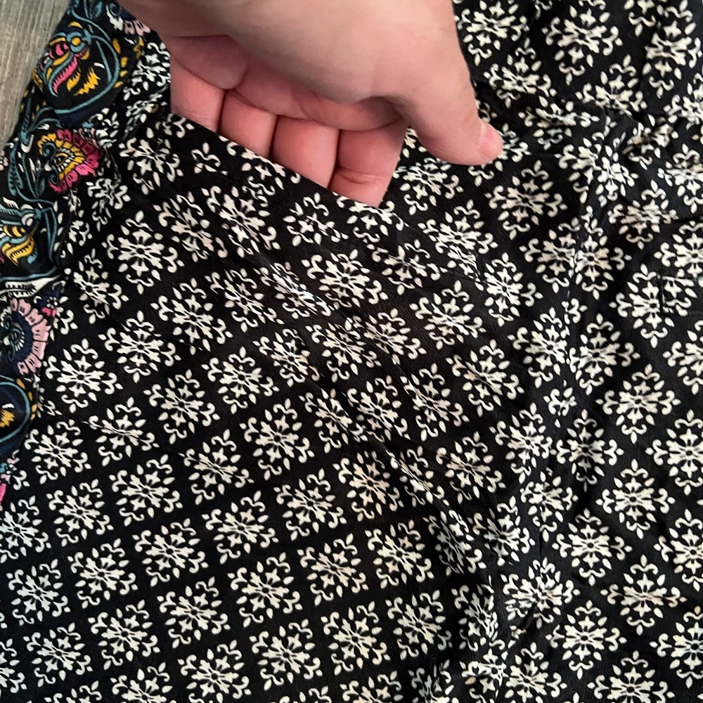 Anthropologie Black & White Patterned Boot-Cut Pants with Colorful Hem - Picture 9 of 9
